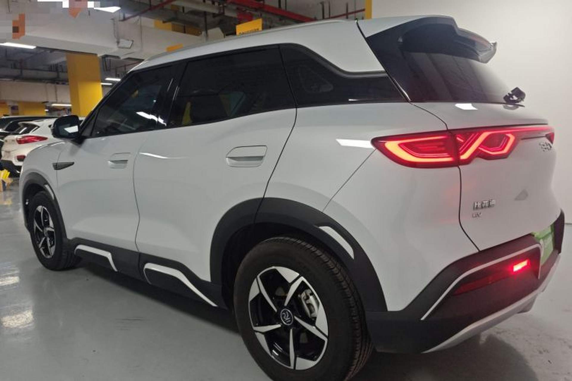 Used BYD Yuan UP 2024 401KM Beyond Edition Exterior 3