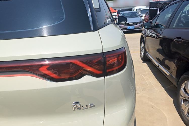 Used BYD Yuan UP 2024 401 km Active Version Exterior 3