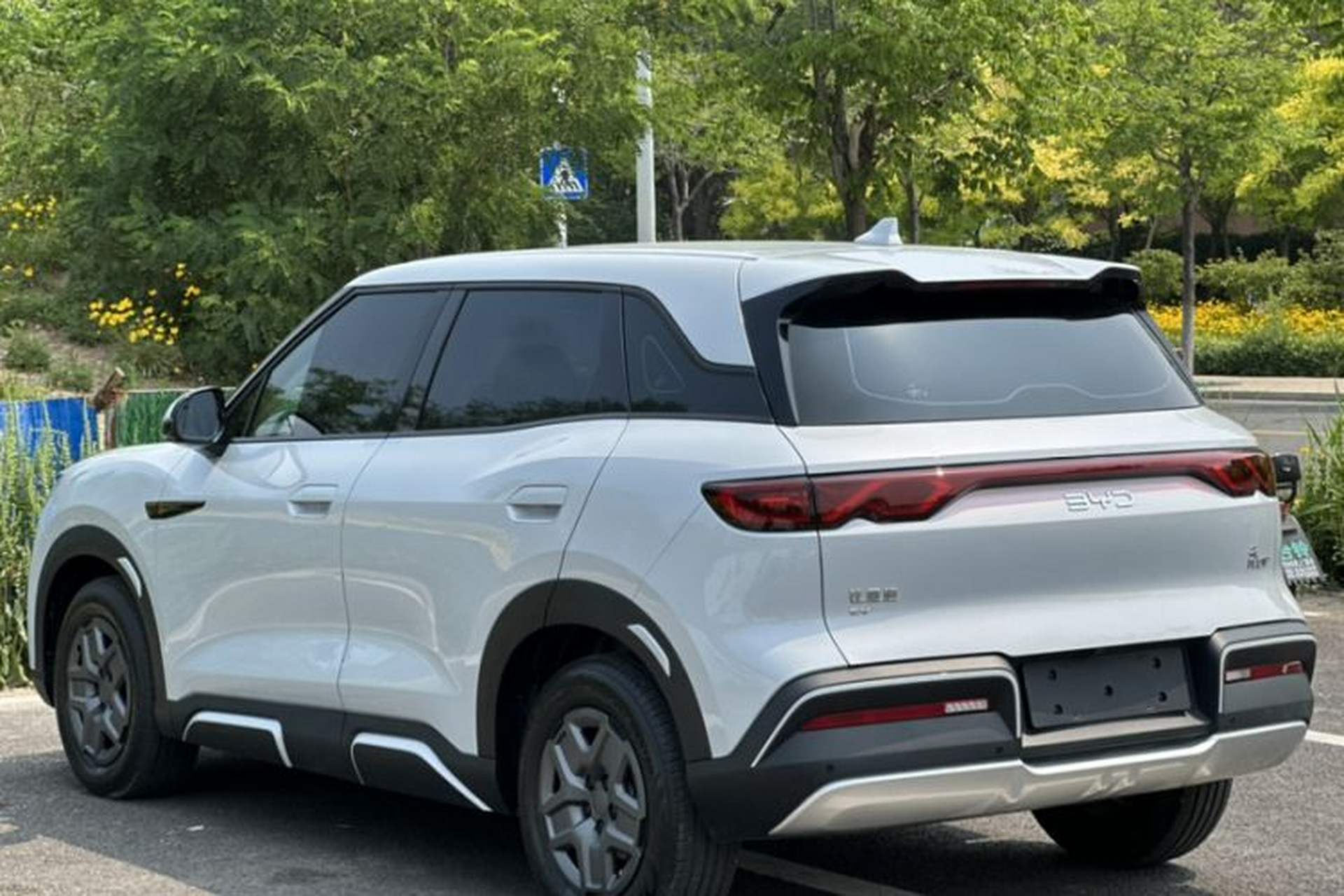 Used BYD Yuan UP 2024 401 km Active Version Exterior 3