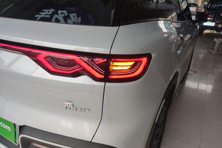 Used BYD Yuan UP 2024 401 km Active Version Exterior 3