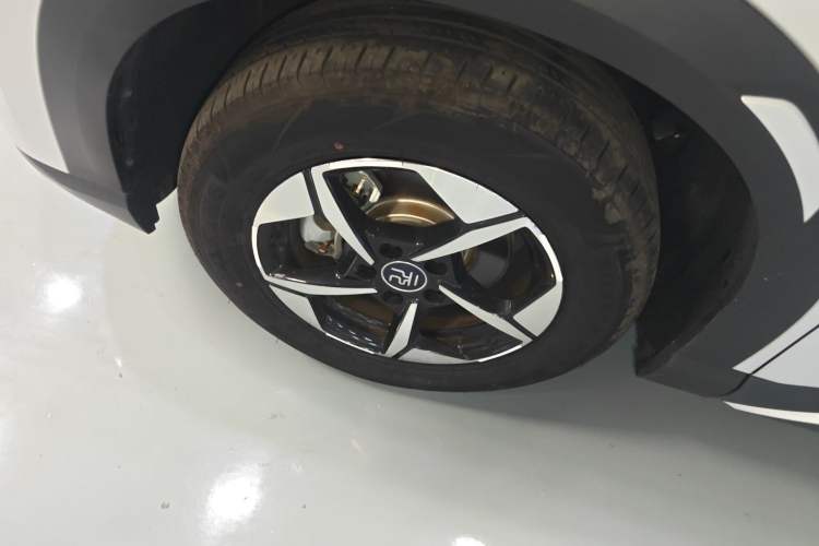 Used BYD Yuan UP 2024 401KM Leading Edition Exterior 4
