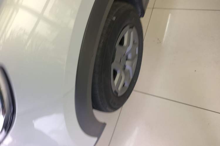 Used BYD Yuan UP 2024 401 km Active Version Exterior 4