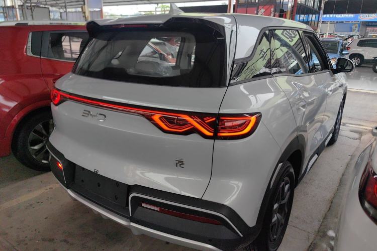 Used BYD Yuan UP 2024 401 km Active Version Exterior 5