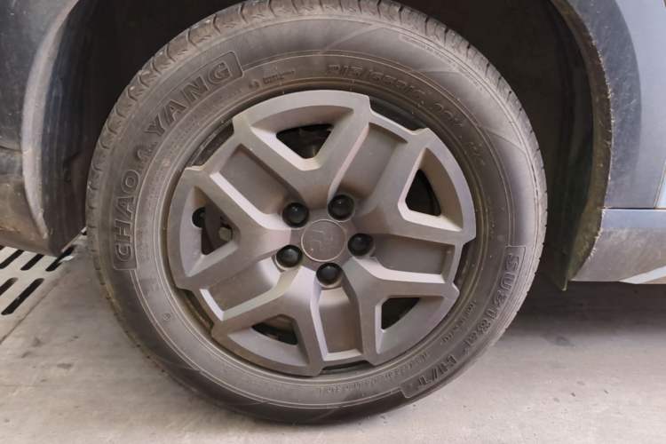 Used BYD Yuan UP 2024 401 km Active Version Exterior 5