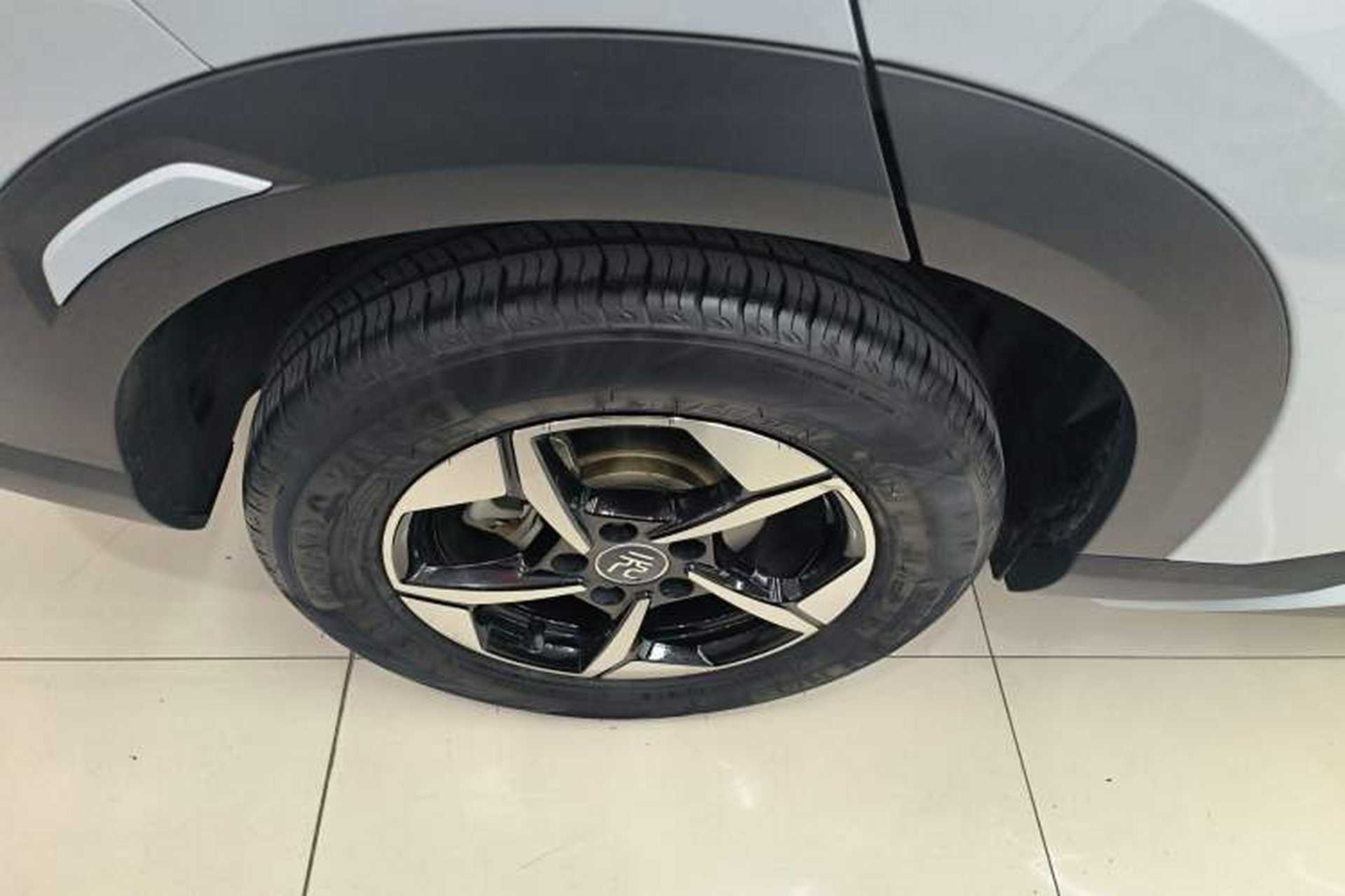 Used BYD Yuan UP 2024 401KM Leading Edition Exterior 5