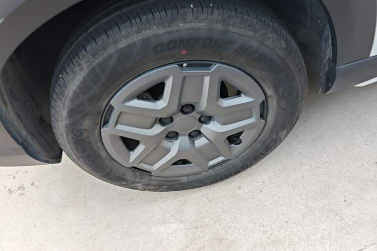 Used BYD Yuan UP 2024 401 km Active Version Exterior 5