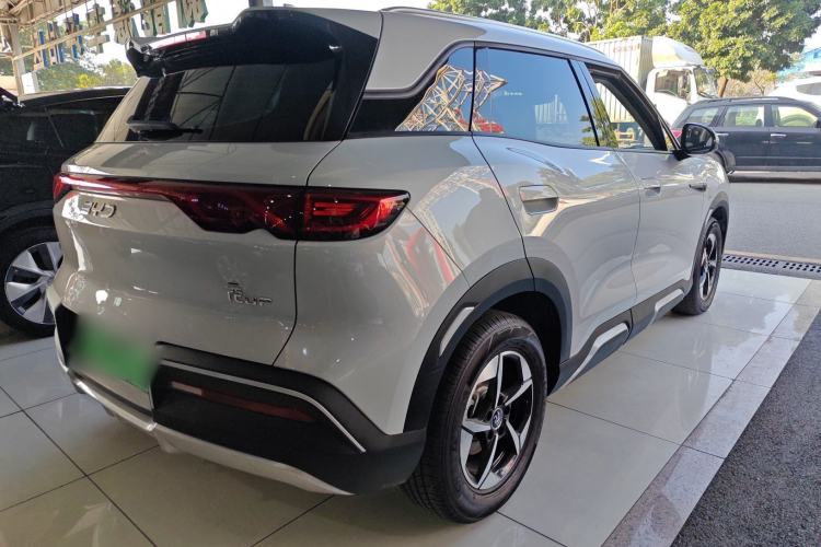 Used BYD Yuan UP 2024 401KM Leading Edition Exterior 5