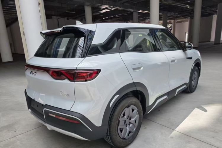 Used BYD Yuan UP 2024 401 km Active Version Exterior 6