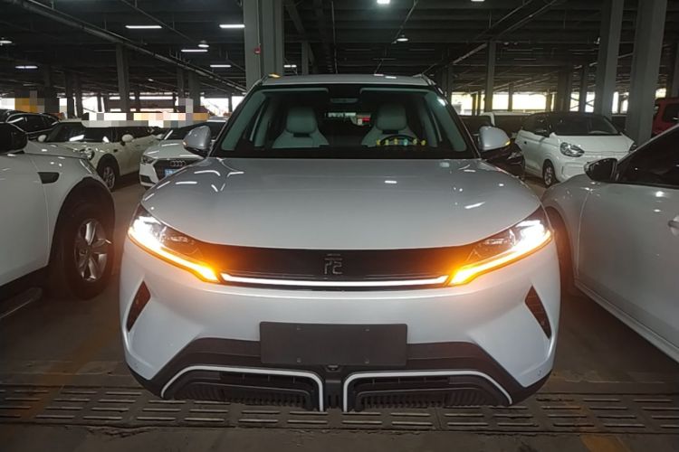 Used BYD Yuan UP 2024 401KM Beyond Edition Front