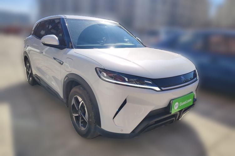 Used BYD Yuan UP 2024 301KM Leading Edition Front Right 45 Deg