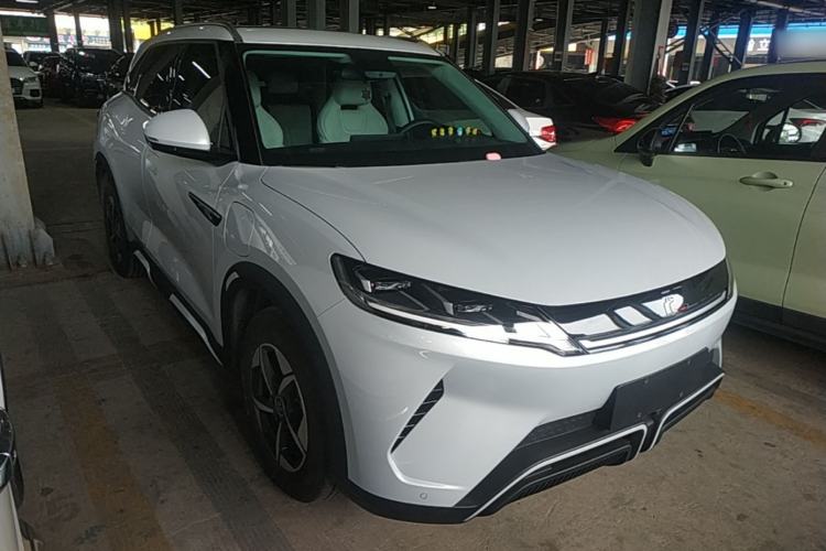 Used BYD Yuan UP 2024 401KM Beyond Edition Front Right 45 Deg