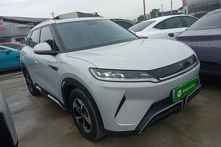Used BYD Yuan UP 2024 401KM Beyond Edition Front Right 45 Deg