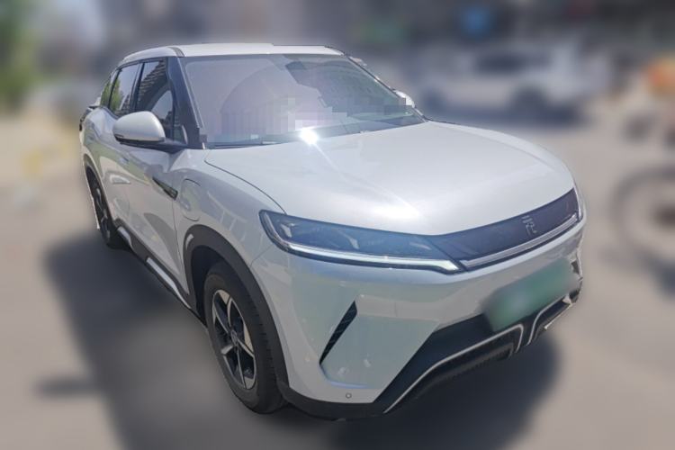 Used BYD Yuan UP 2024 401KM Leading Edition Front Right 45 Deg