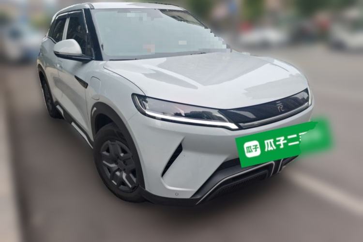 Used BYD Yuan UP 2024 401 km Active Version Front Right 45 Deg