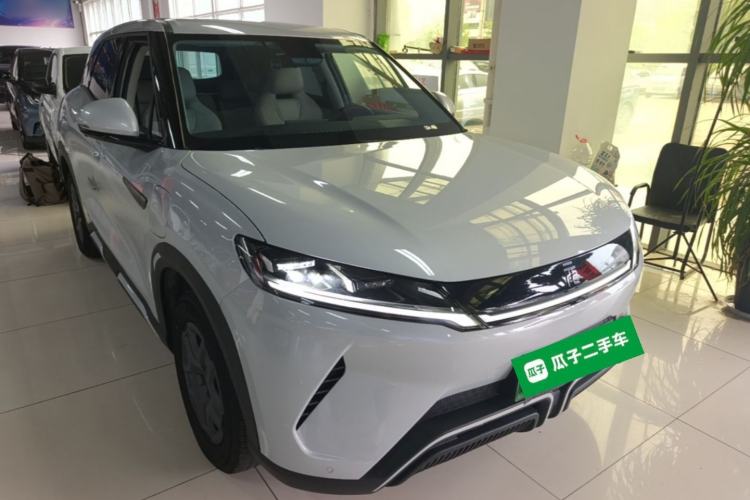 Used BYD Yuan UP 2024 401 km Active Version Front Right 45 Deg