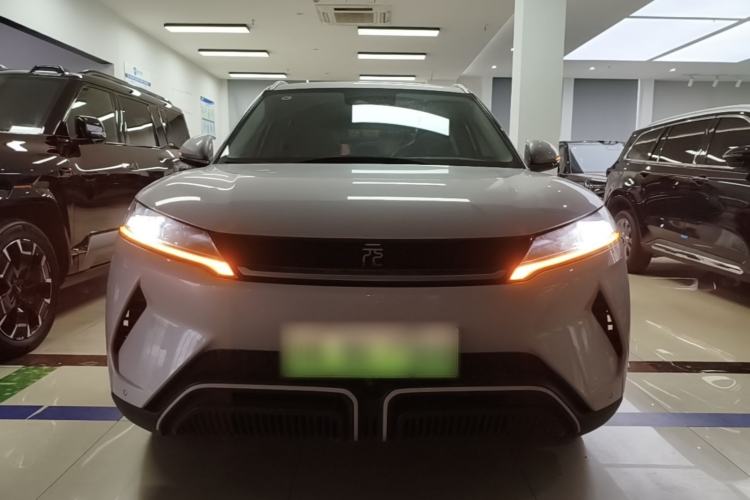 Used BYD Yuan UP 2024 401KM Beyond Edition Front