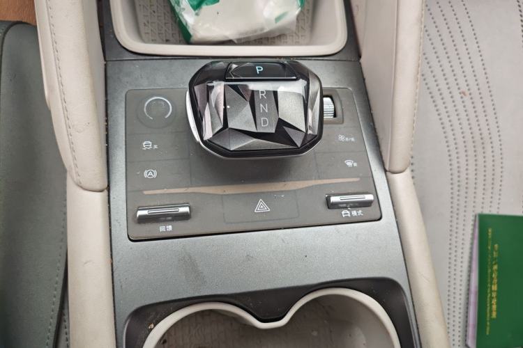 Used BYD Yuan UP 2024 401KM Leading Edition Gear Lever