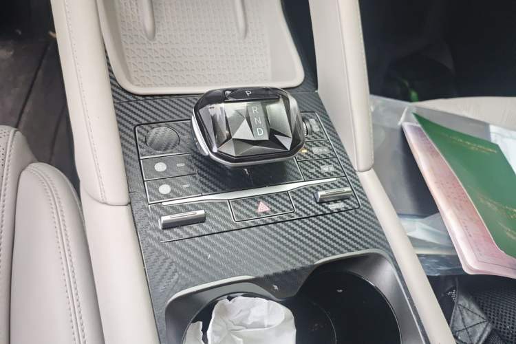 Used BYD Yuan UP 2024 401KM Leading Edition Gear Lever