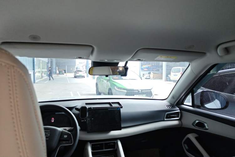 Used BYD Yuan UP 2024 401 km Active Version Headliner