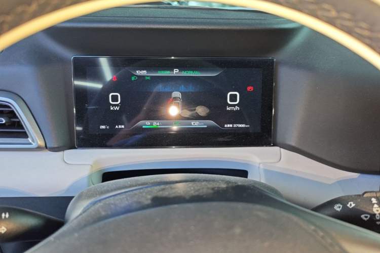 Used BYD Yuan UP 2024 401KM Beyond Edition Instrument Cluster