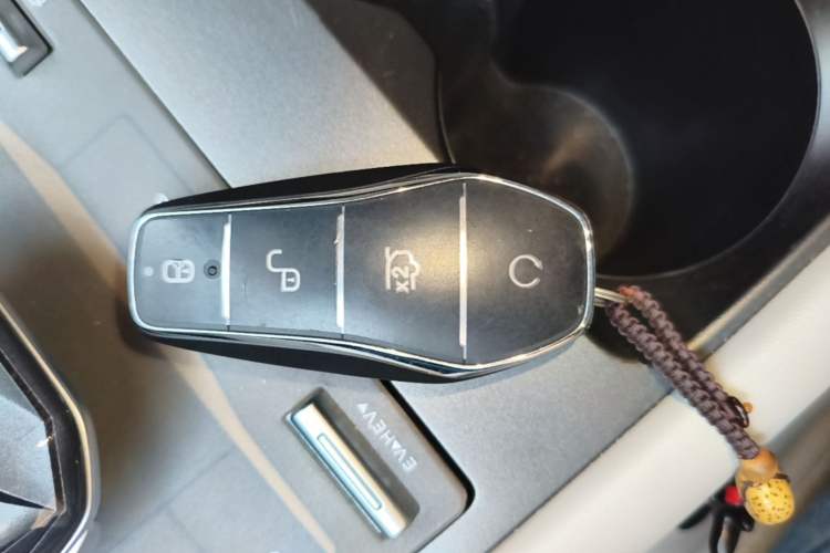 Used BYD Yuan UP 2024 401 km Active Version Interior 1