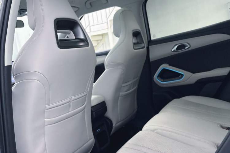 Used BYD Yuan UP 2024 401KM Beyond Edition Interior 1