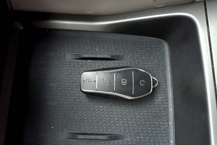 Used BYD Yuan UP 2024 401 km Active Version Interior 1