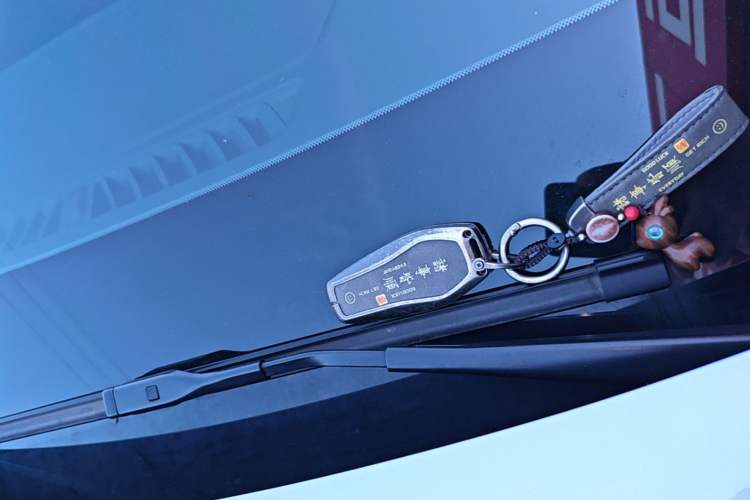 Used BYD Yuan UP 2024 401 km Active Version Interior 1