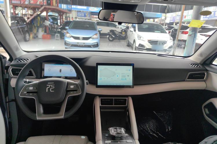 Used BYD Yuan UP 2024 401 km Active Version Interior 2