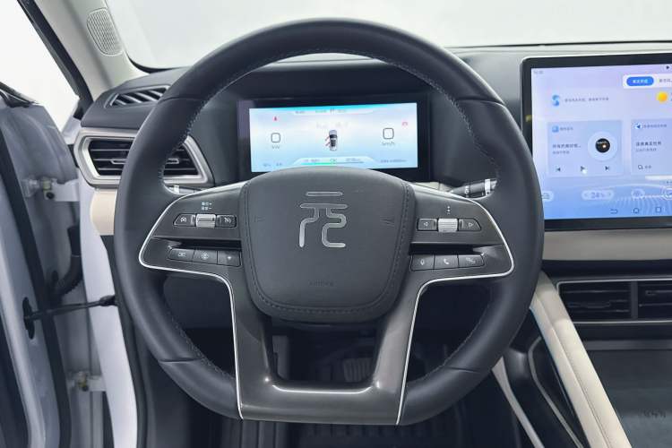 Used BYD Yuan UP 2024 401KM Beyond Edition Interior 5