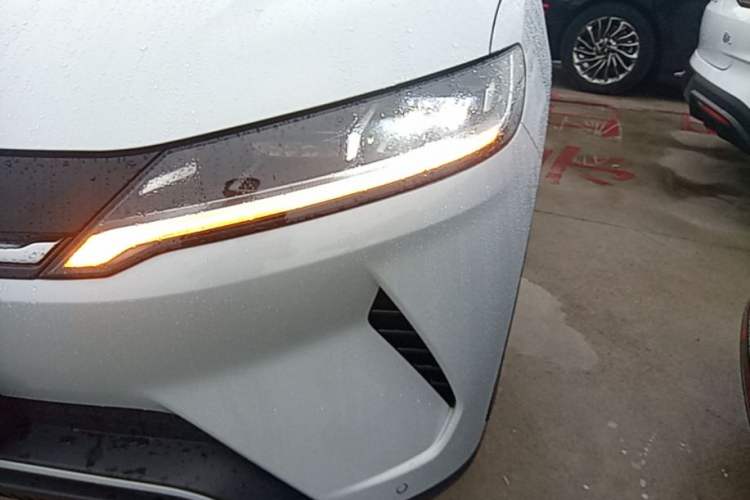Used BYD Yuan UP 2024 401KM Beyond Edition Left Front Headlight