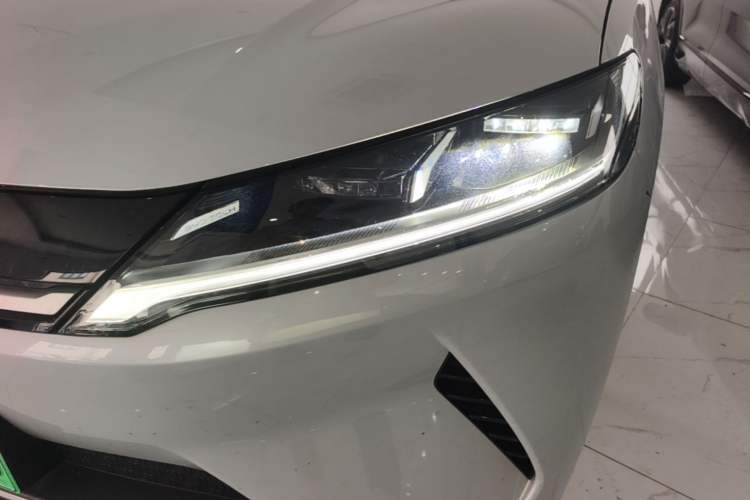 Used BYD Yuan UP 2024 401KM Leading Edition Left Front Headlight