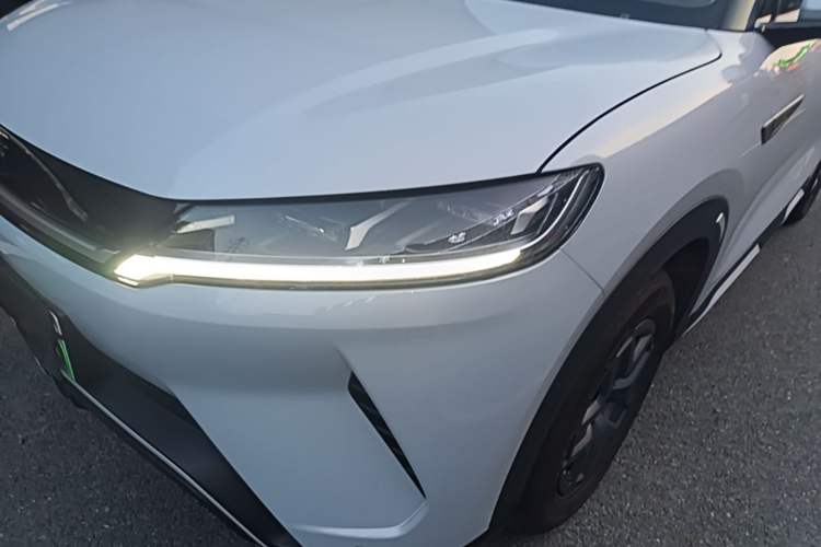 Used BYD Yuan UP 2024 401 km Active Version Left Front Headlight