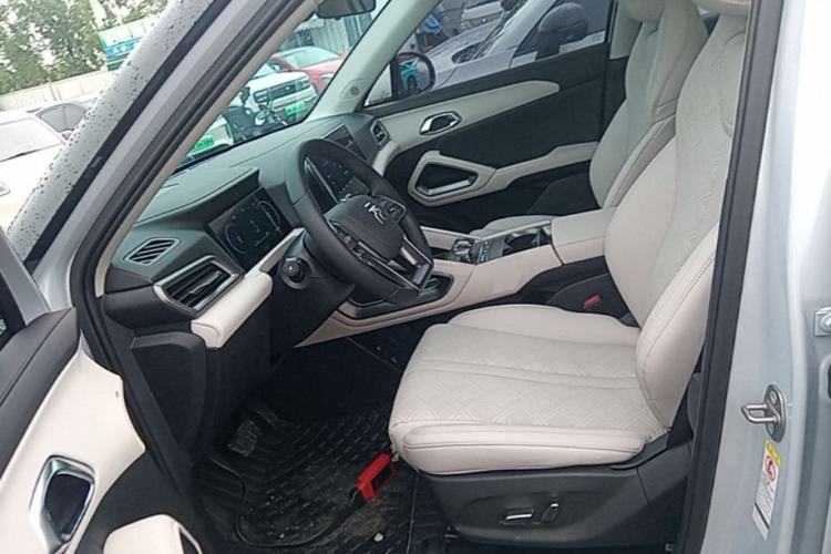 Used BYD Yuan UP 2024 401KM Beyond Edition Left Front Seat
