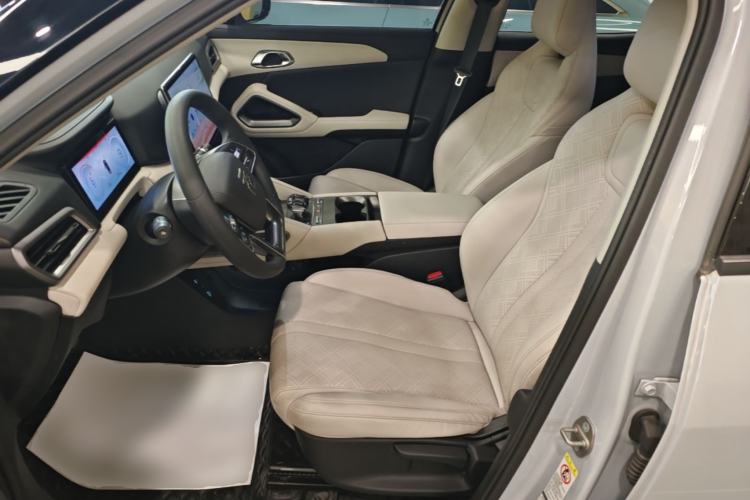 Used BYD Yuan UP 2024 401KM Leading Edition Left Front Seat