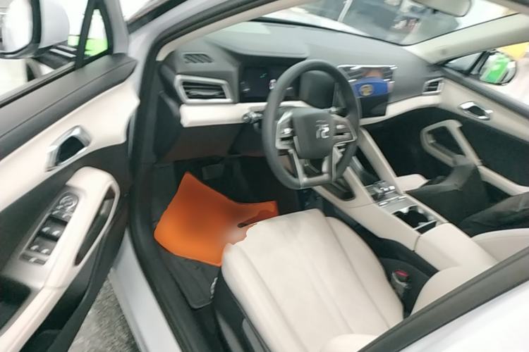 Used BYD Yuan UP 2024 401KM Leading Edition Left Front Seat