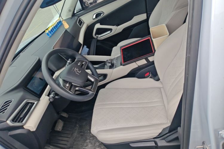 Used BYD Yuan UP 2024 401KM Leading Edition Left Front Seat