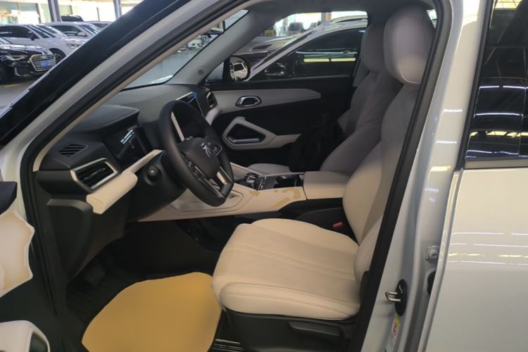 Used BYD Yuan UP 2024 401KM Leading Edition Left Front Seat