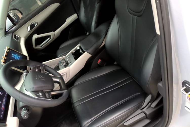 Used BYD Yuan UP 2024 401 km Active Version Left Front Seat