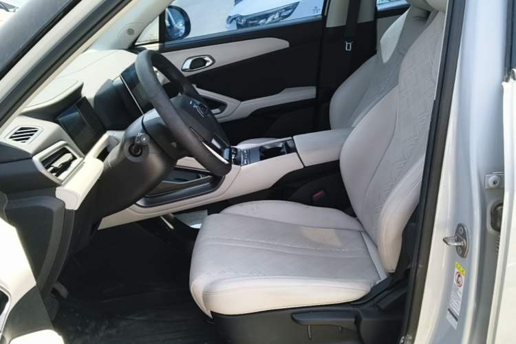 Used BYD Yuan UP 2024 401 km Active Version Left Front Seat