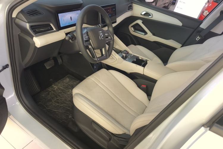 Used BYD Yuan UP 2024 401 km Active Version Left Front Seat