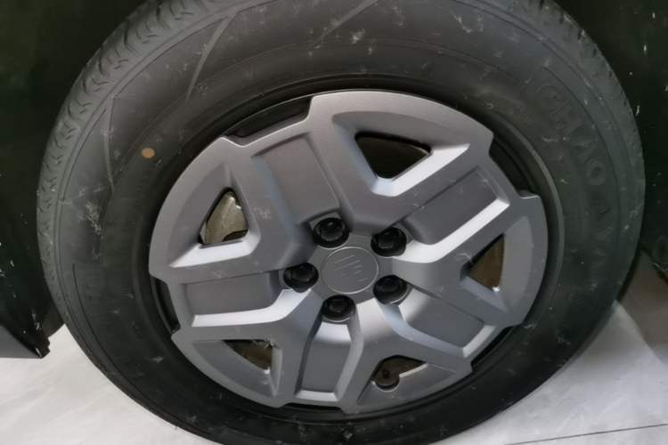 Used BYD Yuan UP 2024 401 km Active Version Left Front Wheel Hub