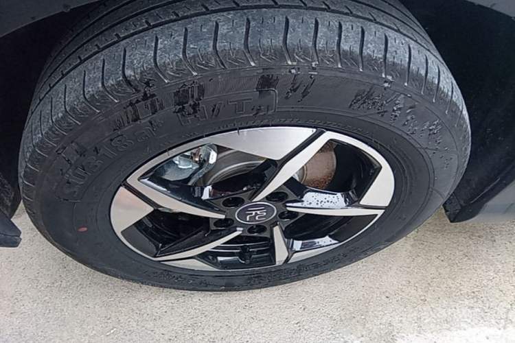 Used BYD Yuan UP 2024 401KM Beyond Edition Left Front Wheel Hub
