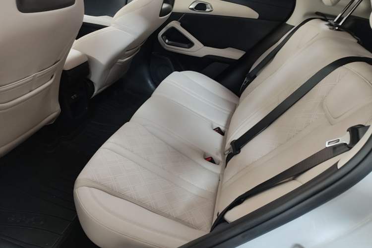 Used BYD Yuan UP 2024 401 km Active Version Left Rear Seat