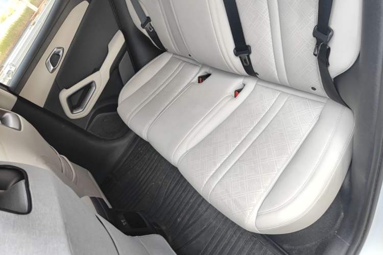 Used BYD Yuan UP 2024 401 km Active Version Left Rear Seat