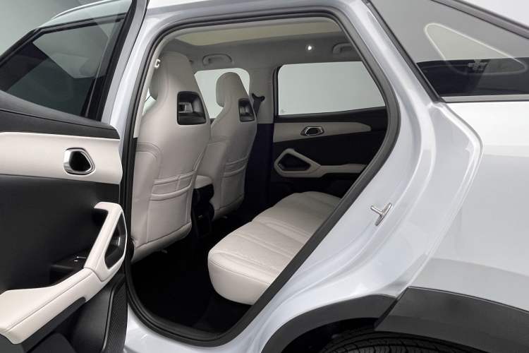 Used BYD Yuan UP 2024 401KM Beyond Edition Left Rear Seat