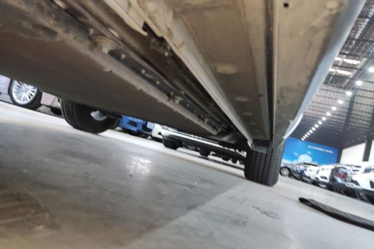 Used BYD Yuan UP 2024 401KM Leading Edition Left Side Sill