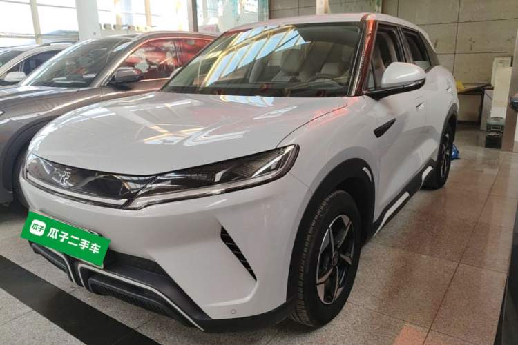 BYD Yuan UP 2024 401KM Leading Edition