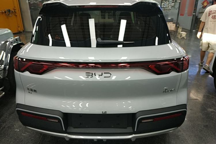 Used BYD Yuan UP 2024 401KM Leading Edition Rear