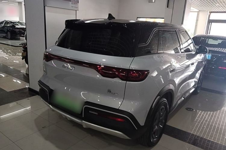 Used BYD Yuan UP 2024 401 km Active Version Rear Right 45 Deg